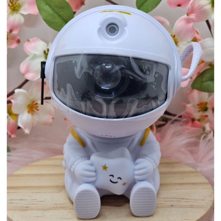 مصباح الفضاء الصغير – إضاءة ليلية بلمسة خيالية